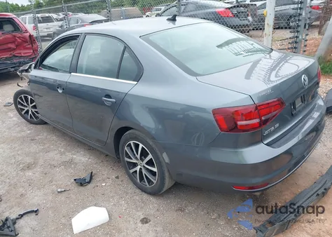 2017 Volkswagen Jetta 1.4T Se z USA, uszkodzony, nr VIN 3VWDB7AJ6HM238694